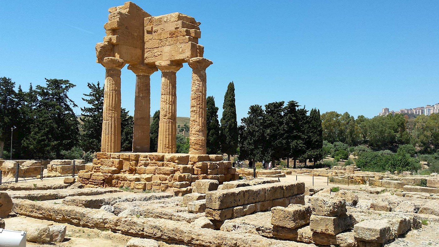 Ancient World Magazine lives!